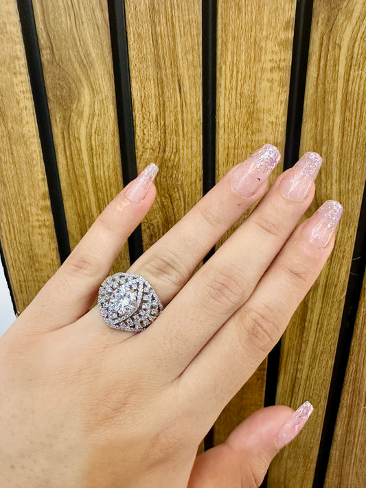 Giza Cocktail Diamond Ring