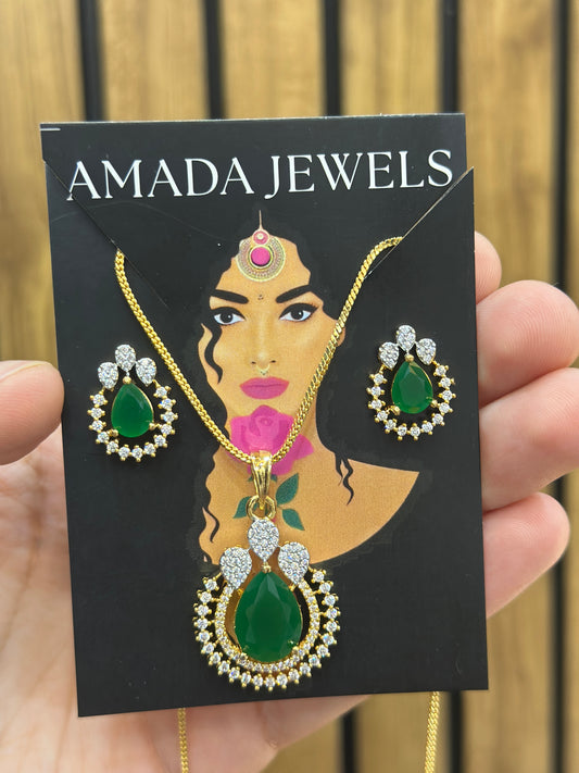 Emerald Premium Pendant Set